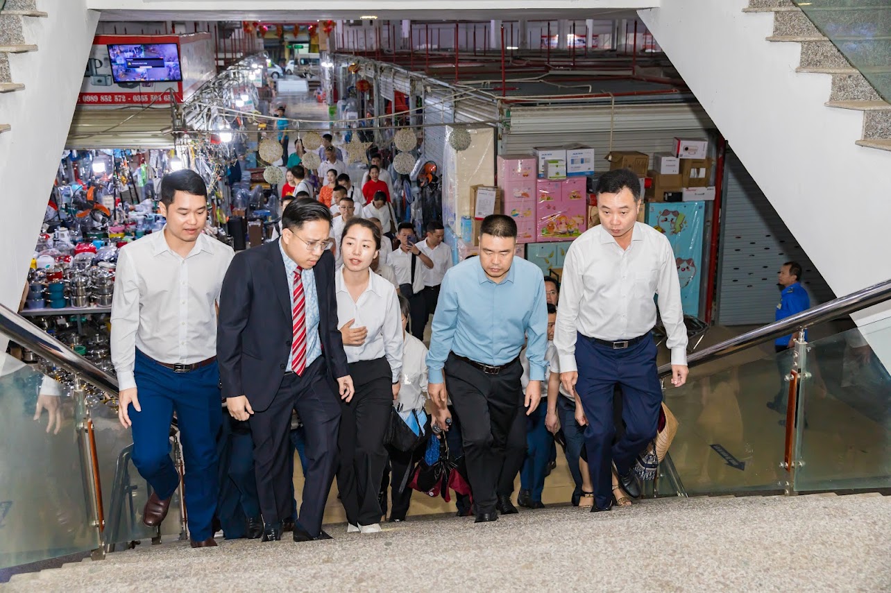 Hoạt động thực địa